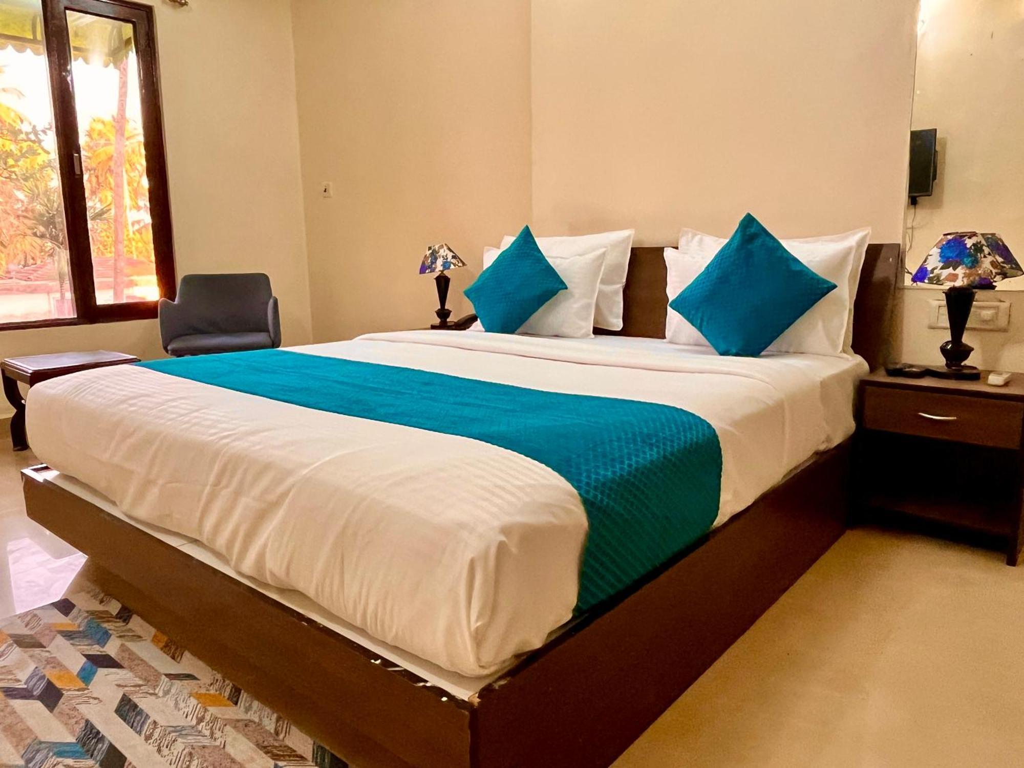 Shivam Resort, Goa 4*